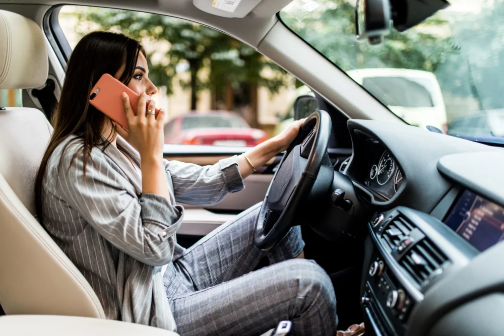 933
